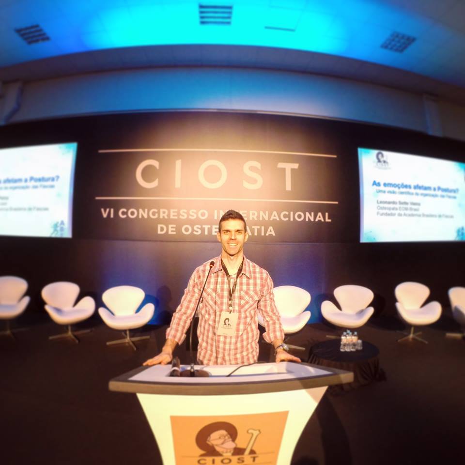 Em junho de 2017, tive o privilégio de participar do grandioso congresso internacional de osteopatia (CIOST) na cidade de Campinas-SP. Foi uma ótima oportunidade para agregar novos conhecimentos e compreender, cada vez mais, o universo da osteopatia.