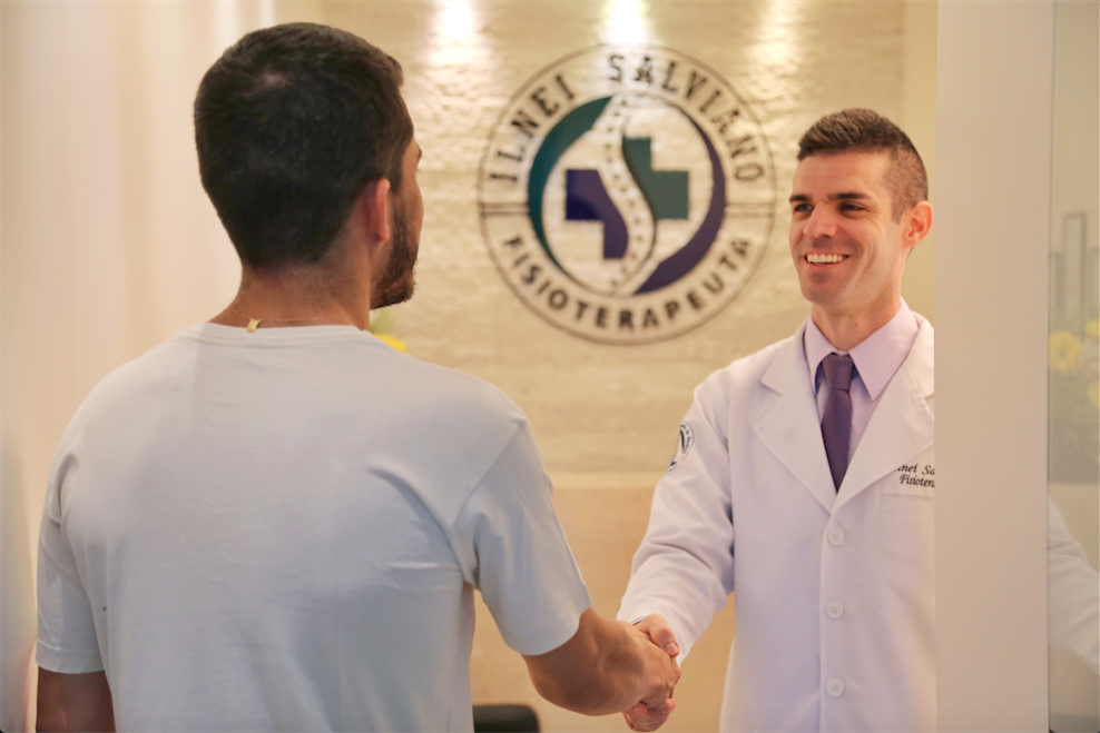 Ser paciente do Dr. Ilnei Salviano é garantia de usufruir de uma série de benefícios.